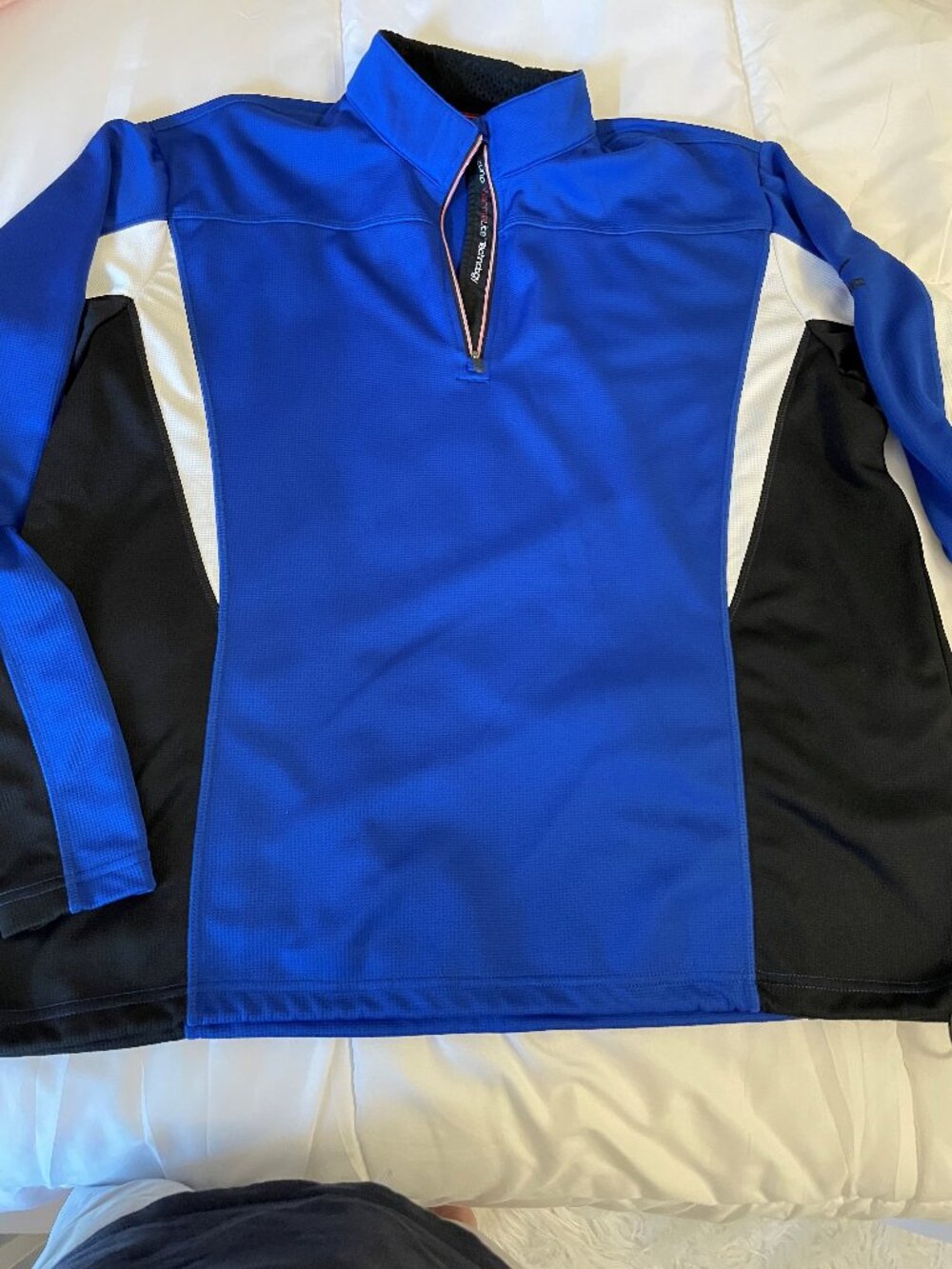 NEW Mizuno mens half zip sweater